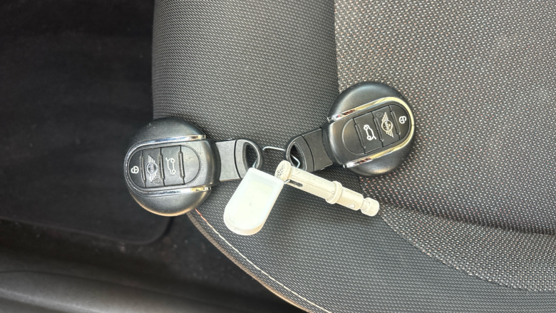 MINI Hatchback 1.5 Cooper Classic II 5dr Petrol Hatchback